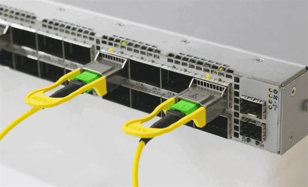 Compact Fiber Transceivers: Space-Saving Solutions for Network Setups
